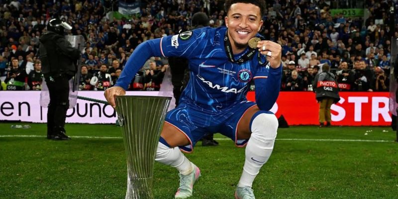 Tiểu sử của Jadon Sancho